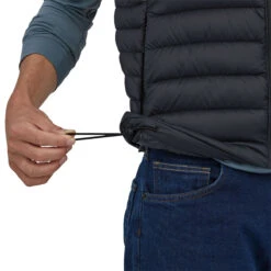 Patagonia M'S DOWN SWEATER VEST | BLK-BLACK 11 Patagonia M'S DOWN SWEATER VEST | BLK-BLACK -Paragon Sports Shop 21917 5017 84623 5