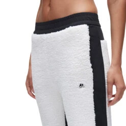 MOOSE KNUCKLES HAZEN JOGGER | 155-IVORY -Paragon Sports Shop 24375 2438 M32LR777 3