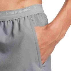 Nike STRIDE 5IN SHORT | 084-SMOKE -Paragon Sports Shop 52172 5 FN2992 SMOKE GREY DK SM 3