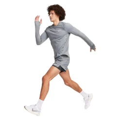 Nike STRIDE 5IN SHORT | 084-SMOKE -Paragon Sports Shop 52172 5 FN2992 SMOKE GREY DK SM 4