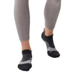 Feetures ELITE LIGHT CUSHION NOSH | BLACK -Paragon Sports Shop 53184 3038 E5030159 BLACK 3