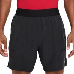 NIKECOURT ADVANTAGE SHOR | 010-BLACK