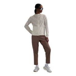 Nike W SWIFT RPL PKBL JACKET | 133 SAIL/R