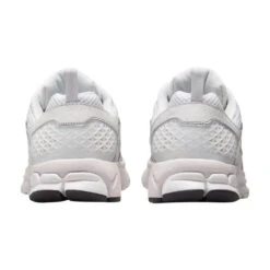 NIKE VOMERO 5 | 012 VAST G 8 NIKE VOMERO 5 | 012 VAST G -Paragon Sports Shop 67211 5 HF6999 VAST GREY MED SO 4